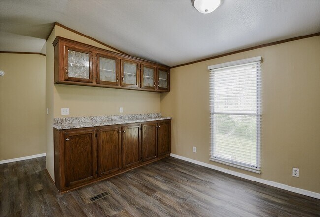 Building Photo - 132 Birchwood Dr