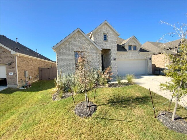 Building Photo - 247 Du Bois Ln