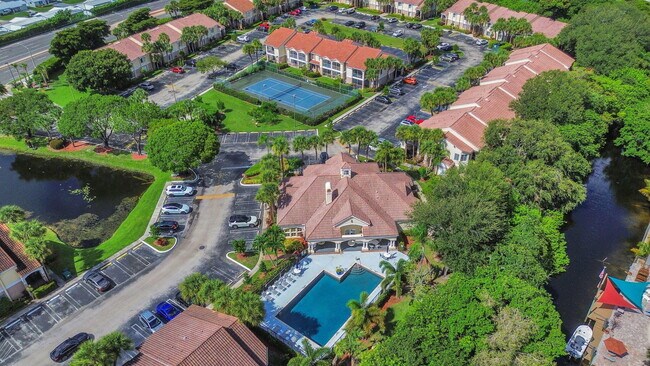 Building Photo - 815 Boynton Beach Blvd