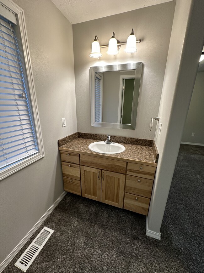 Building Photo - 1413 29th Ave S