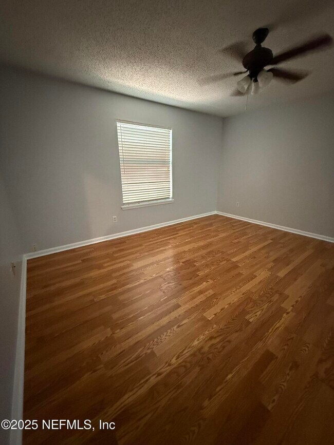 Building Photo - 12615 Enchanted Hollow Dr