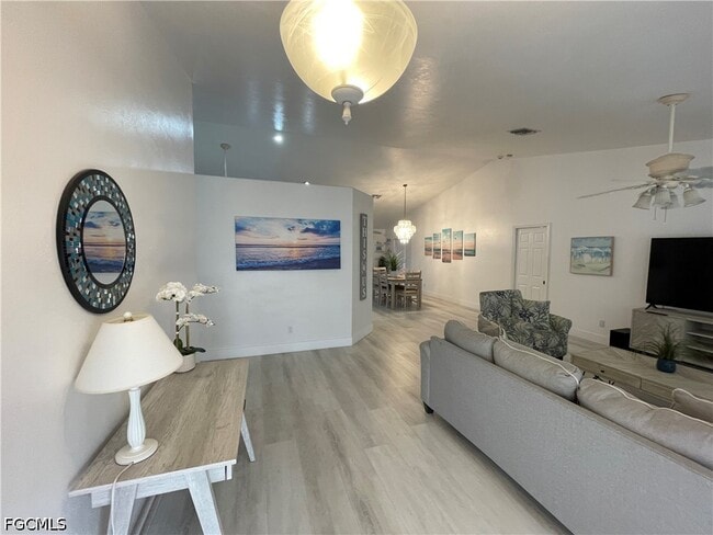 Building Photo - 12196 Matlacha Blvd