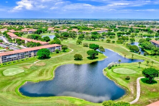 Building Photo - 850 SW 133rd Terrace