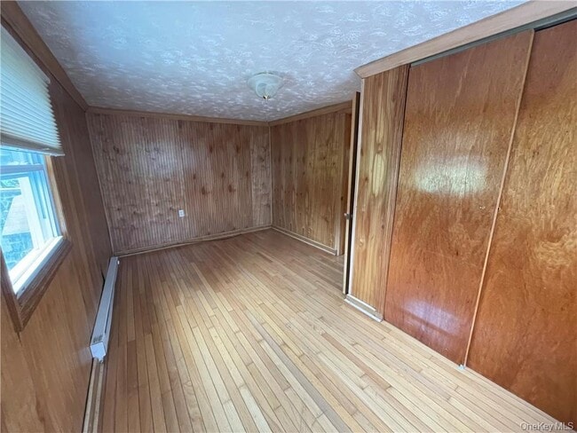 Building Photo - 22 Lake Ave