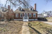 Building Photo - 418 Morrison Ave