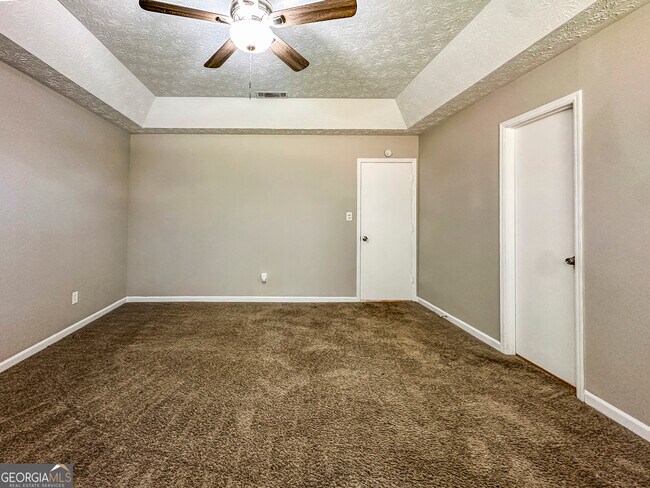 Building Photo - 11647 Matthews Trail