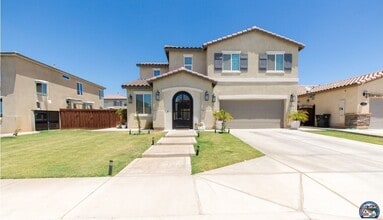 Building Photo - 624 Las Villas St