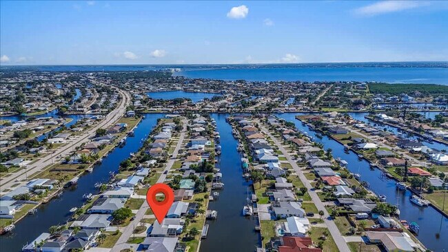 Building Photo - 115 Leland St SE