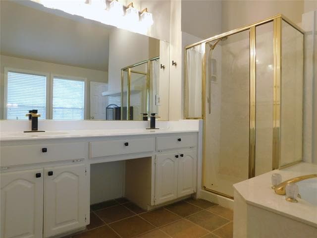 Building Photo - 2765 Fernwood Dr