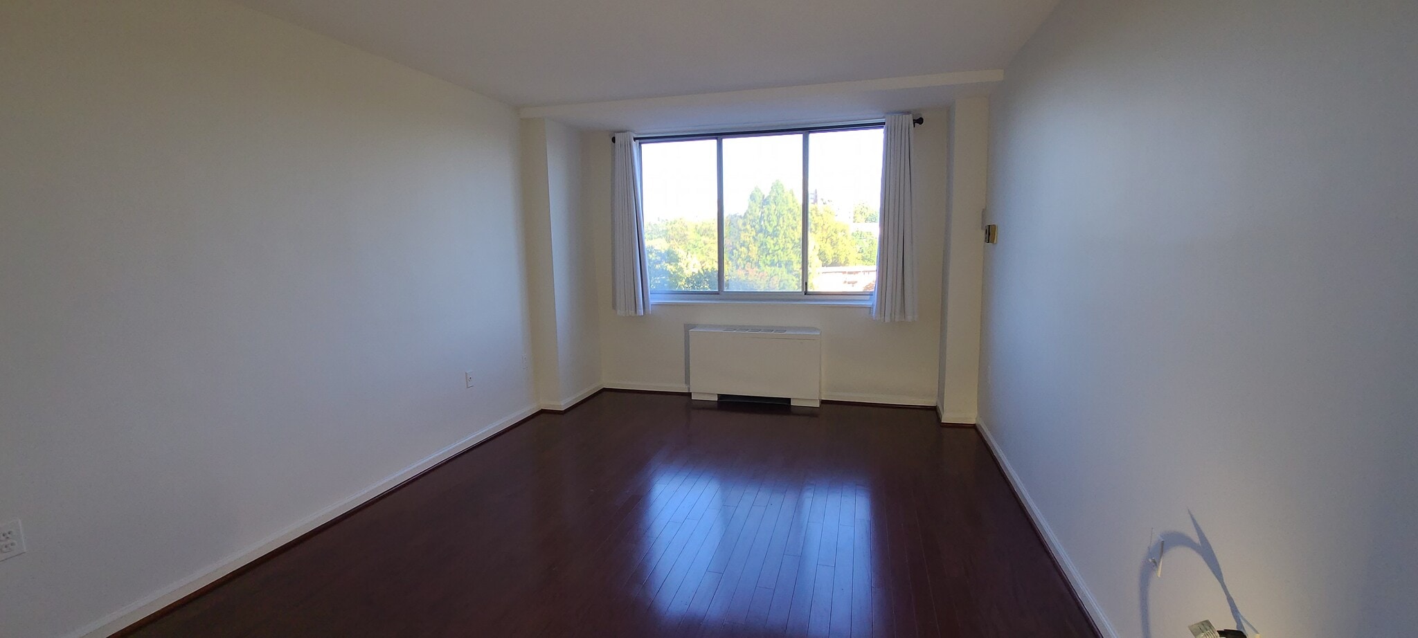 Building Photo - 10401 Grosvenor Pl