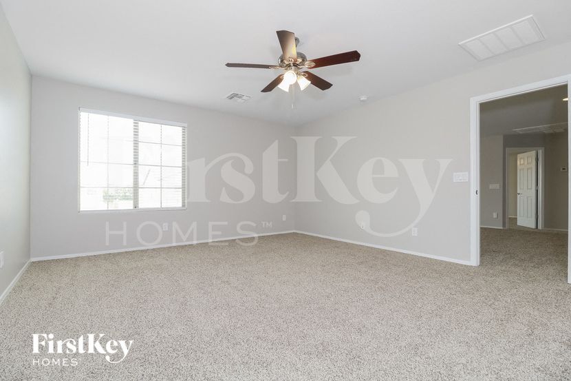 Building Photo - 19395 W Madison St