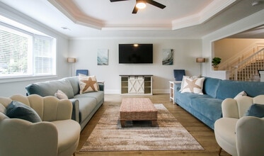 Building Photo - 210 Newton Ave