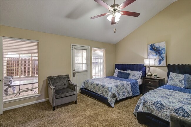 Building Photo - 6614 Winkleman Rd