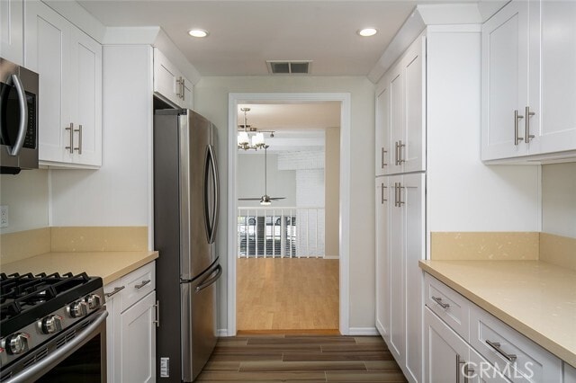 Building Photo - 402 El Centro St