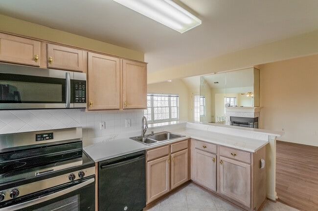 Building Photo - 413 Ridgepoint Pl