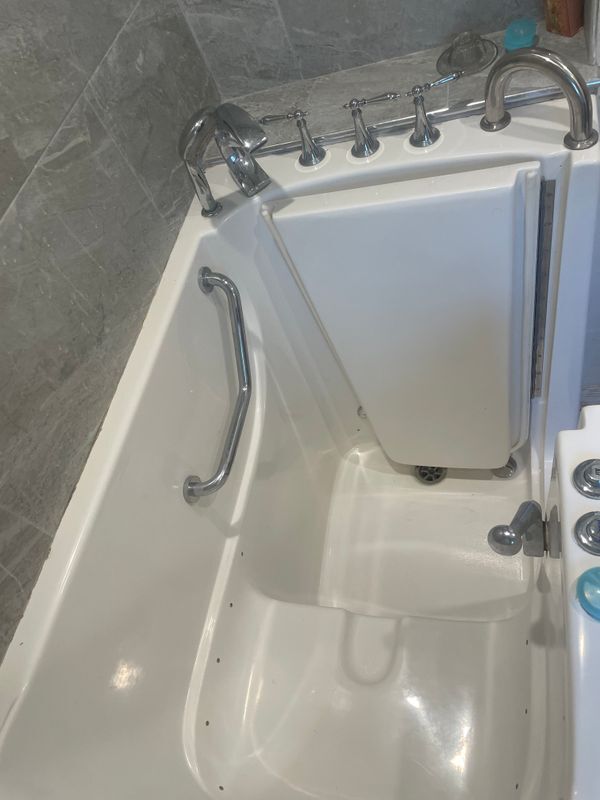 Building Photo - 13011 Paxton St