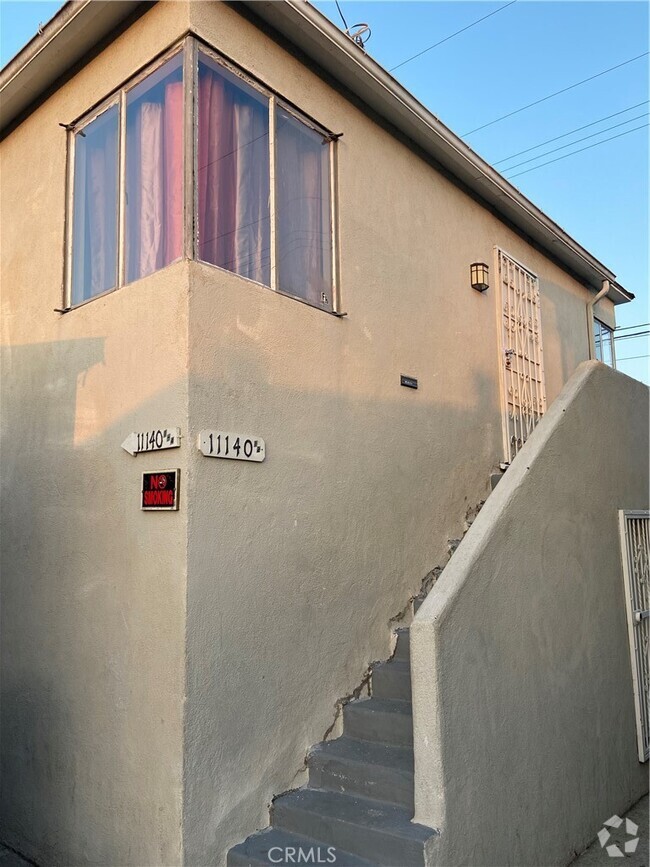 Building Photo - 11140 1/2 South Mariposa Ave-