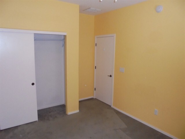 Building Photo - 3621 W Avenida Vera Cruz