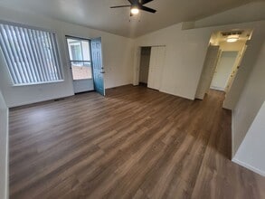 Building Photo - 3146 Heaton Way