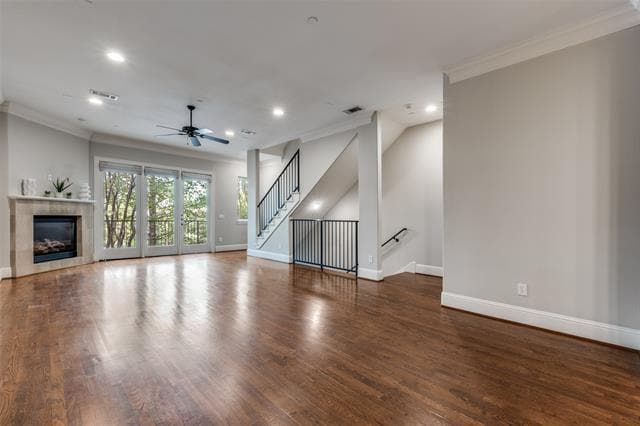 Building Photo - 4502 Holland Ave