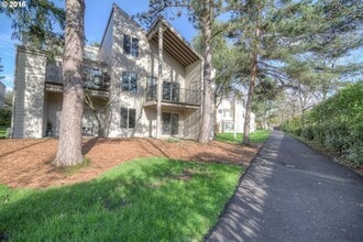 Building Photo - 11744 SW Boones Bend Dr