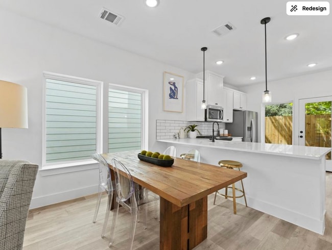 Building Photo - 1450 Dewalt St