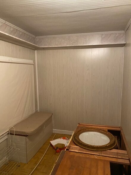 Building Photo - 713 St Jude Ave