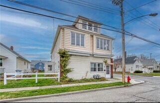 Building Photo - 368 Weimar St