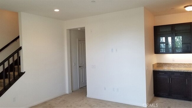 Building Photo - 908 N Acacia Ct