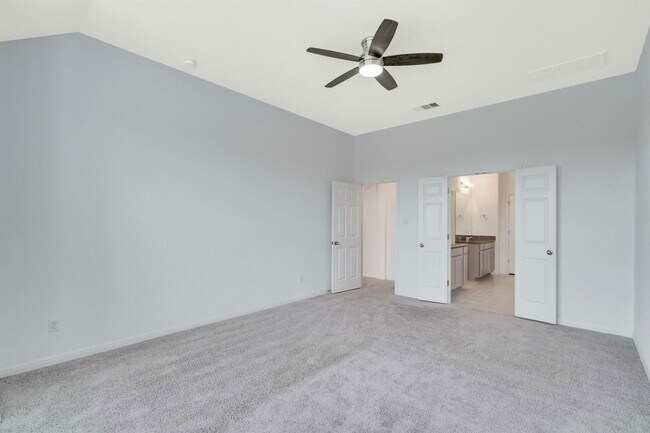 Building Photo - 17629 Shafer Dr