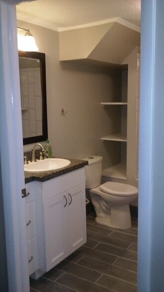 Building Photo - 7646 S 2920 W