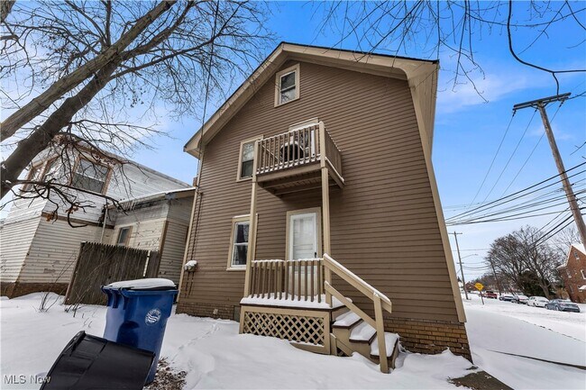 Building Photo - 3219 W 116th St