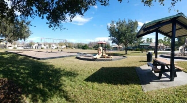 Building Photo - 2841 Girvan Dr