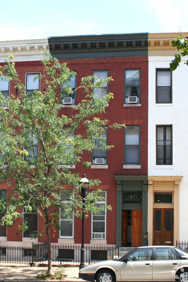 Building Photo - 1521 Park Ave
