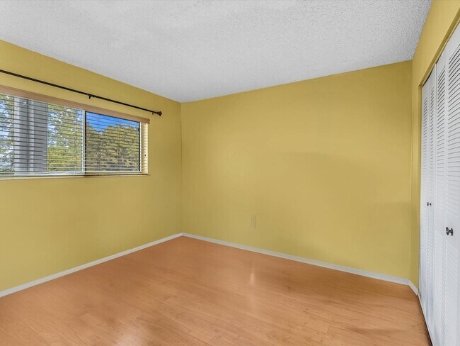 Building Photo - 6570 Royal Palm Blvd