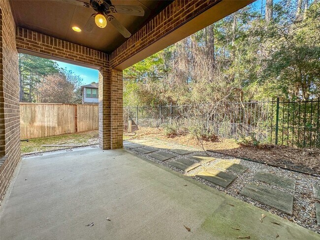 Building Photo - 23 Jonquil Pl