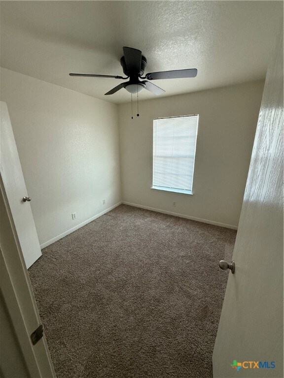 Building Photo - 1402 Chips Dr