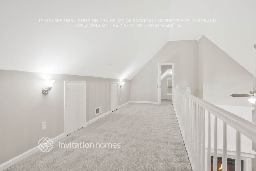 Building Photo - 325 Township Dr