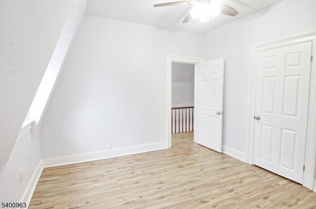 Building Photo - 1076 Fulton St