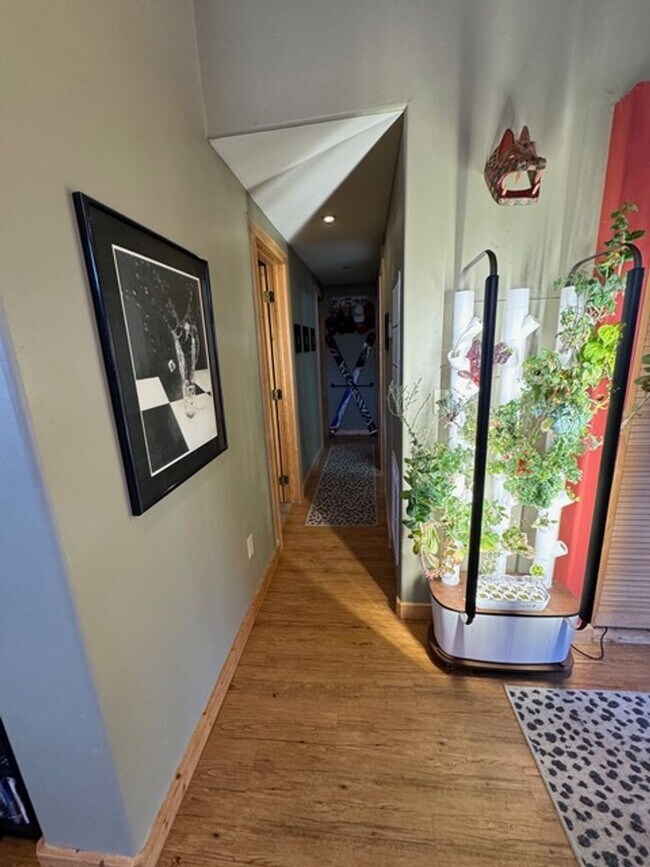 Building Photo - 3 Bedroom, Breckenridge, Winter Rental! Pe...