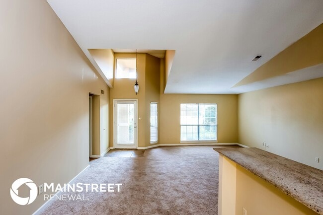 Building Photo - 7185 Stonegate Blvd