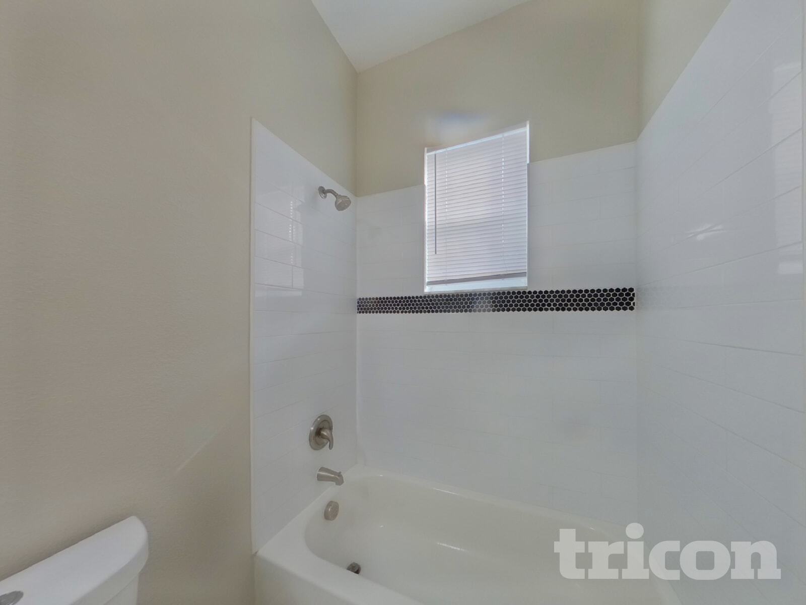 Building Photo - 7703 N Huntley Ave