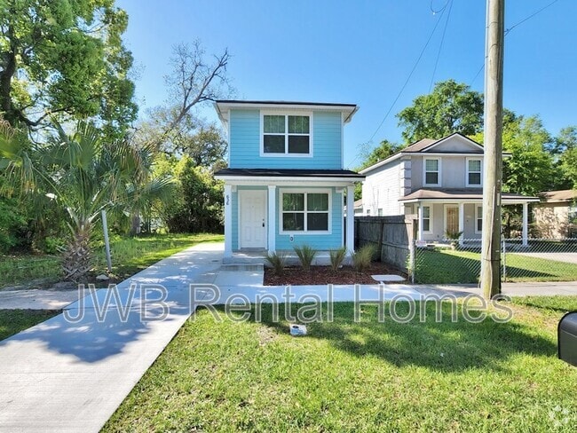Building Photo - 636 Pippin St