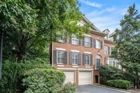 Building Photo - 1735 Peachtree St NE
