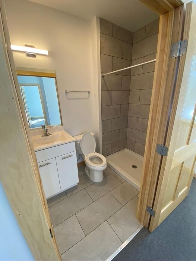 Building Photo - 2BD/1BA In Richmond