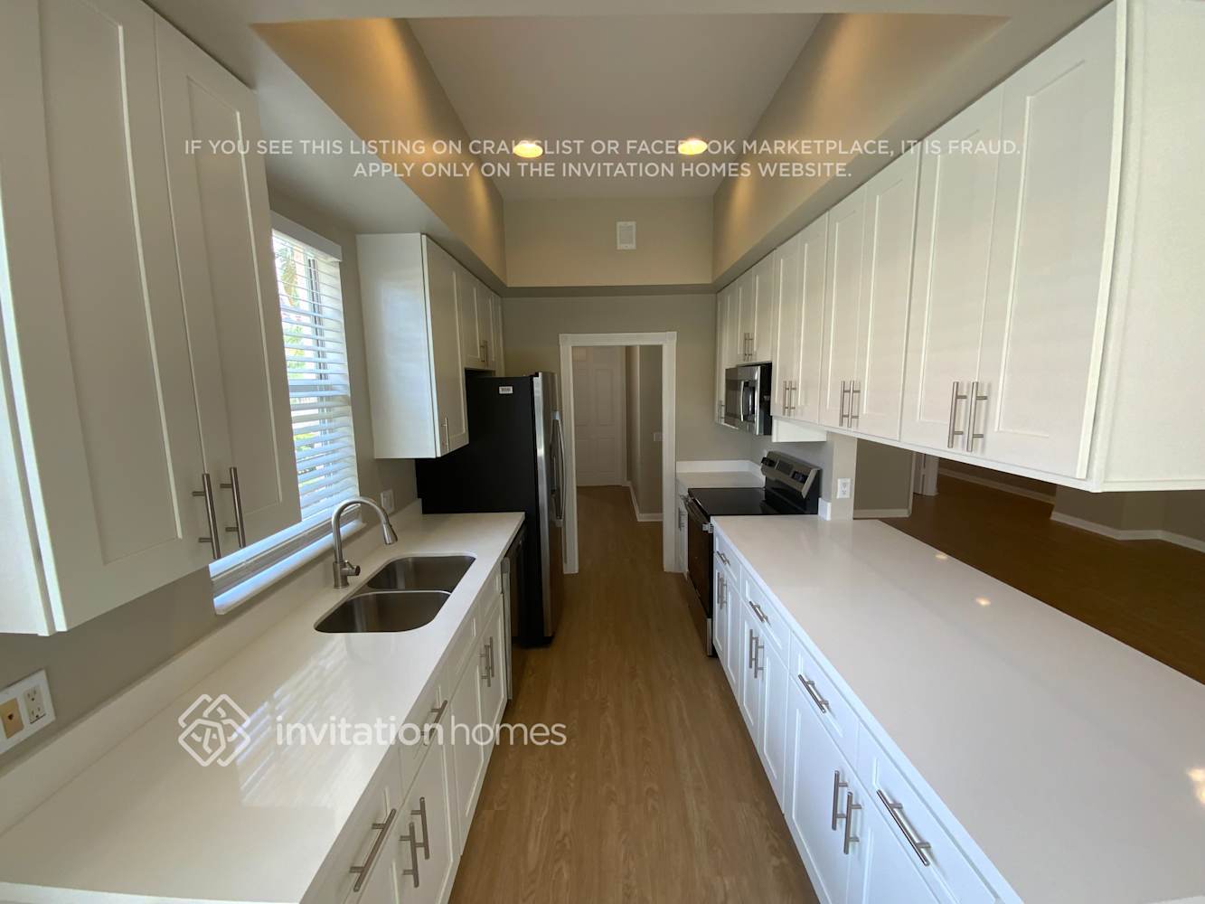 Building Photo - 4776 Temple Dr