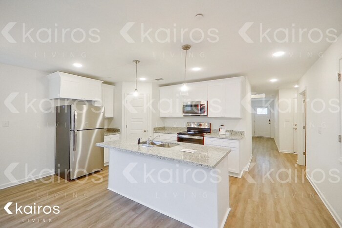 Building Photo - 11450 Camden Ct Cir