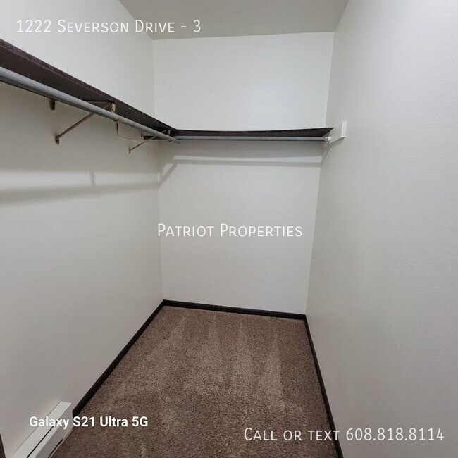 Building Photo - 1222 Severson Dr