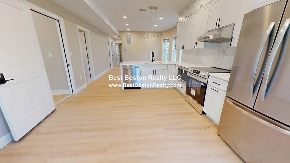 Building Photo - 231 Highland Ave