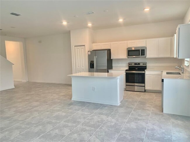 Building Photo - 368 Nine Iron Dr